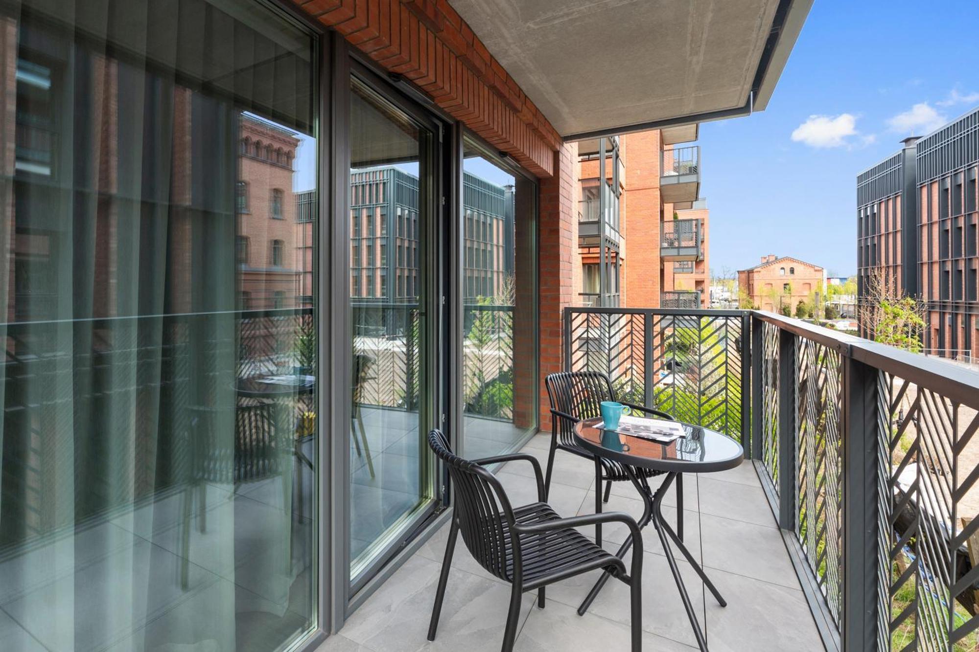 Scala City Center Apartments With Parking By Lion Apartments 그단스크 외부 사진