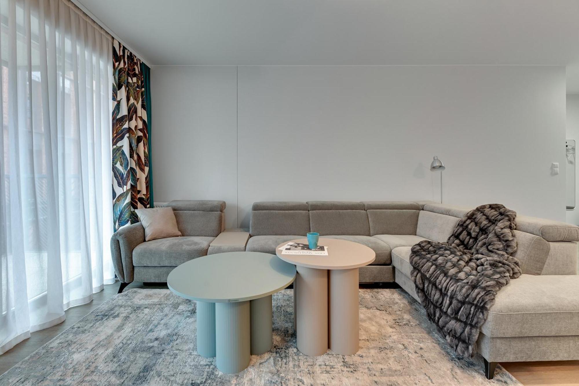 Scala City Center Apartments With Parking By Lion Apartments 그단스크 외부 사진