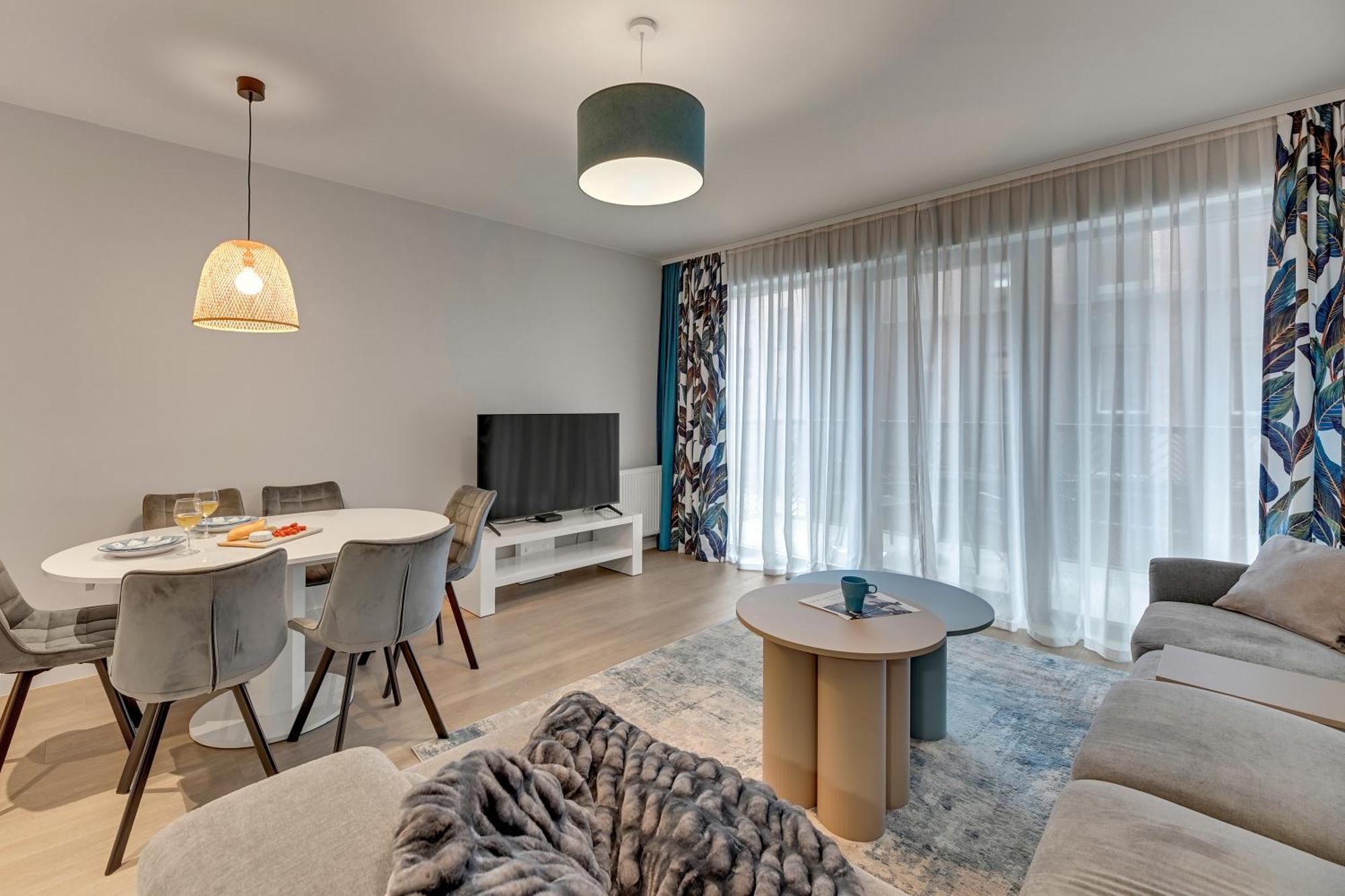 Scala City Center Apartments With Parking By Lion Apartments 그단스크 외부 사진