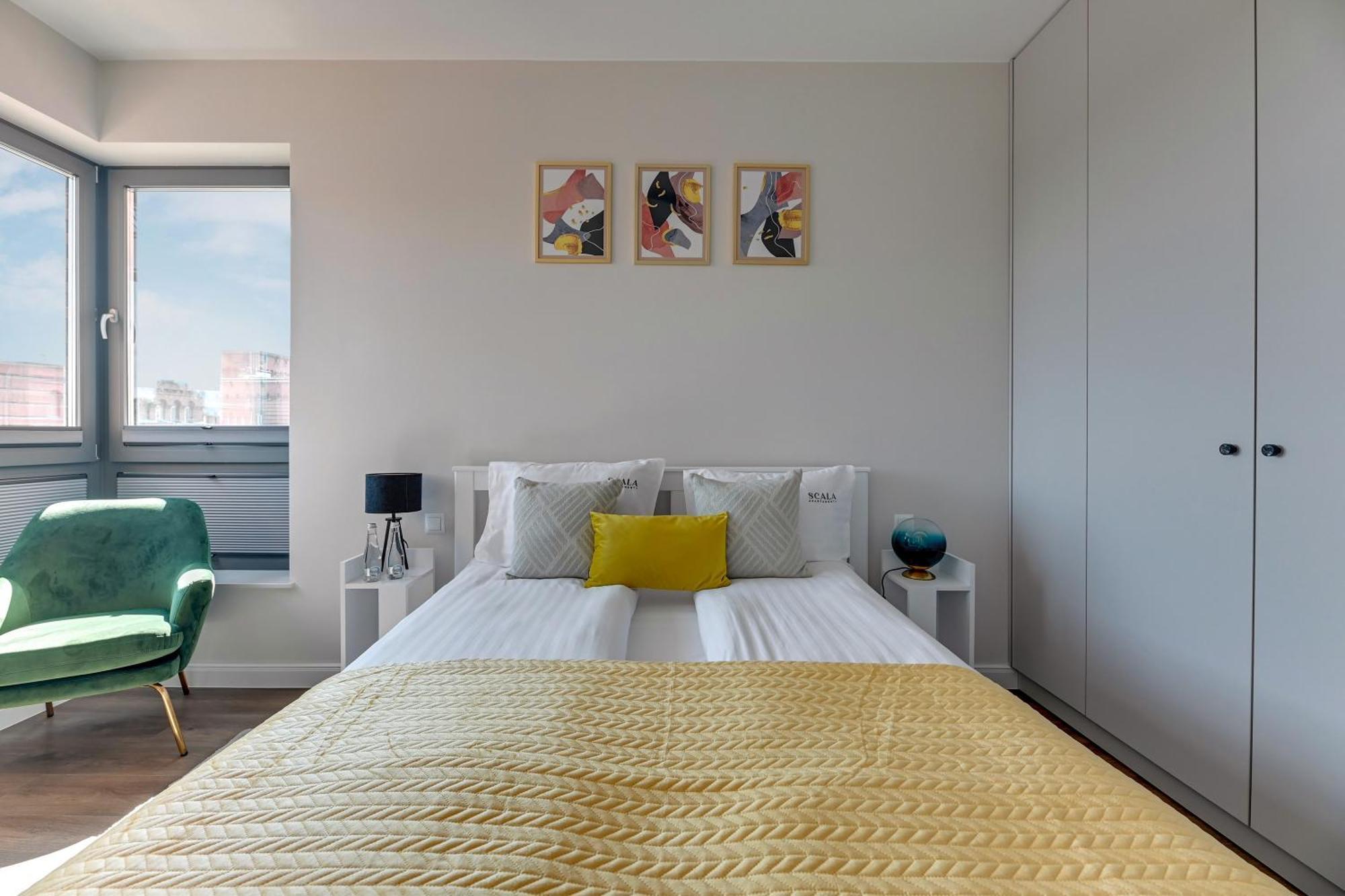 Scala City Center Apartments With Parking By Lion Apartments 그단스크 외부 사진