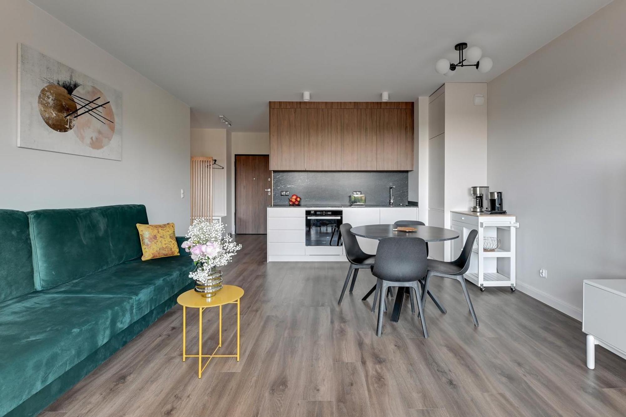 Scala City Center Apartments With Parking By Lion Apartments 그단스크 외부 사진