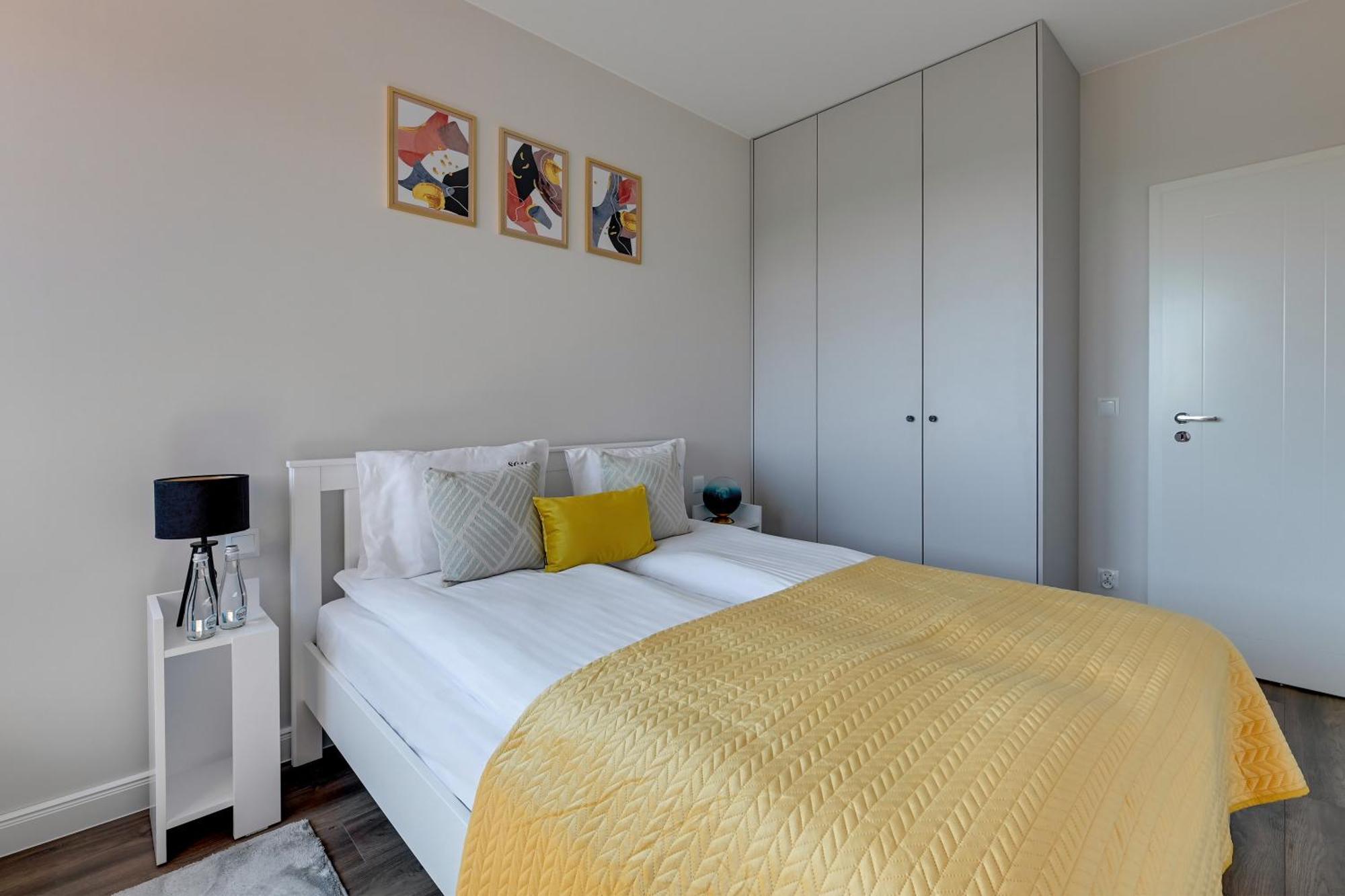 Scala City Center Apartments With Parking By Lion Apartments 그단스크 외부 사진