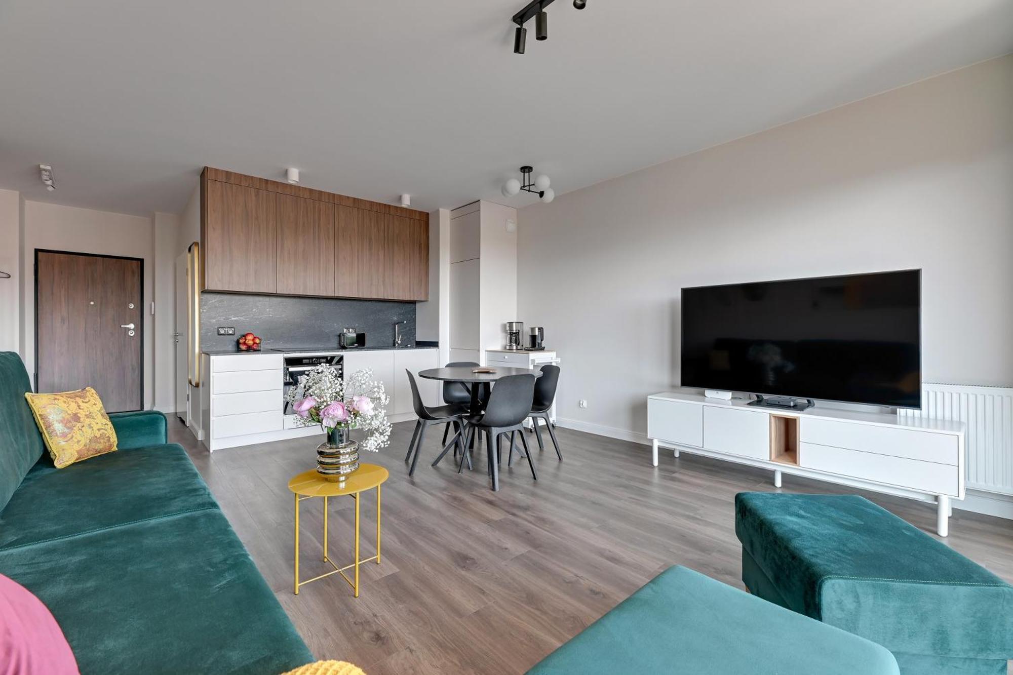 Scala City Center Apartments With Parking By Lion Apartments 그단스크 외부 사진