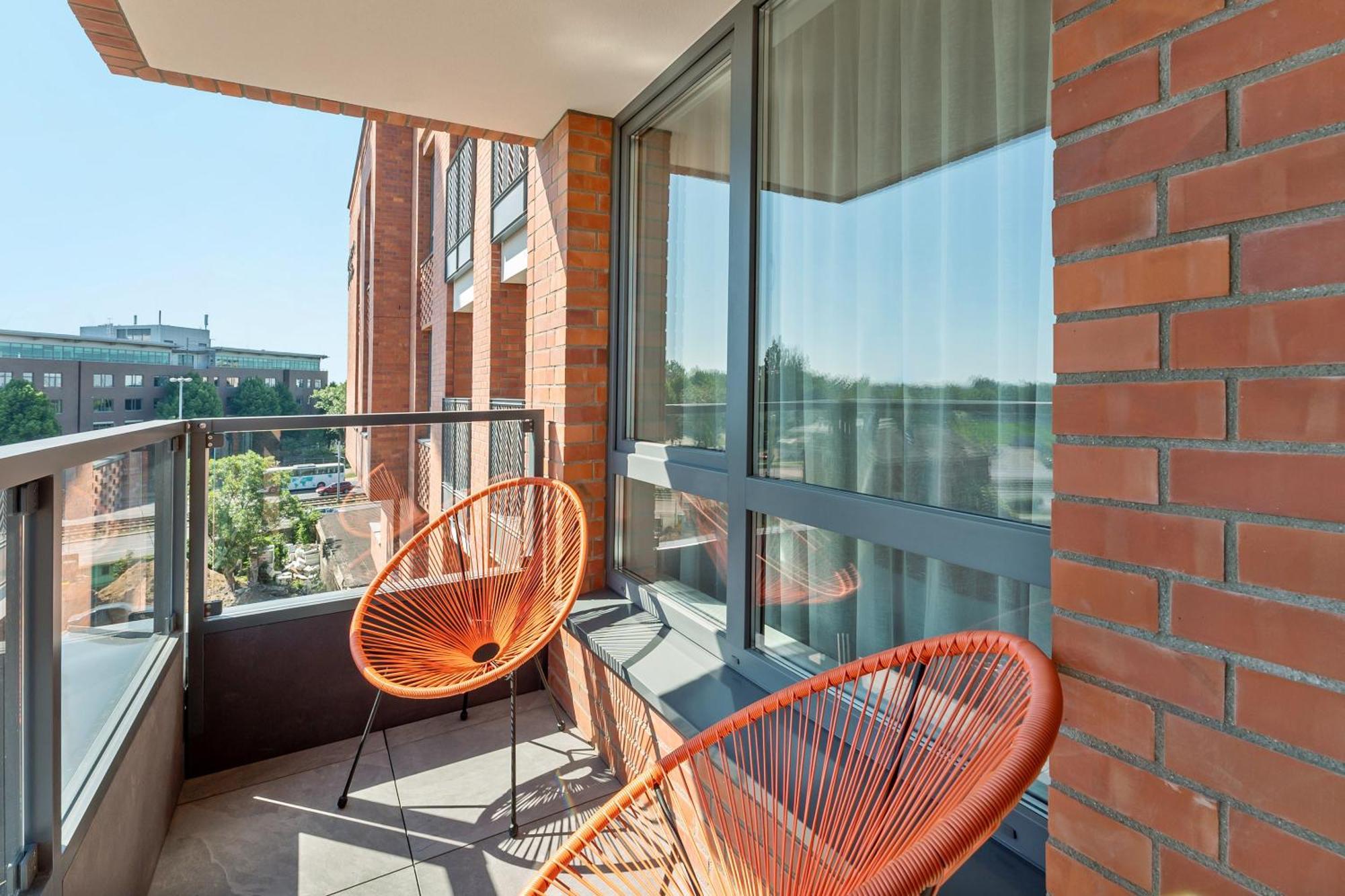 Scala City Center Apartments With Parking By Lion Apartments 그단스크 외부 사진