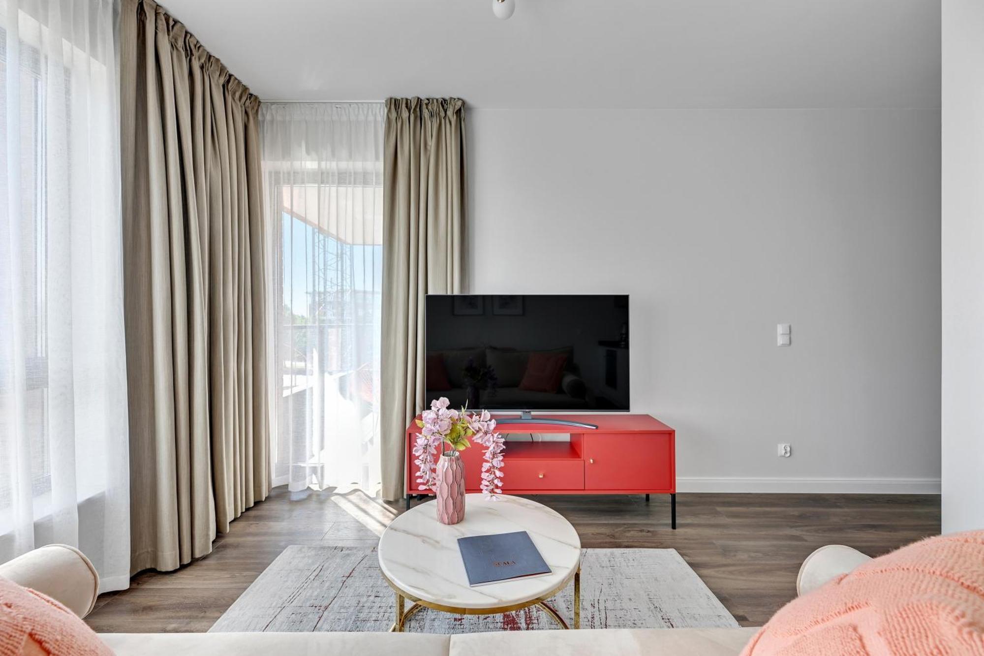 Scala City Center Apartments With Parking By Lion Apartments 그단스크 외부 사진