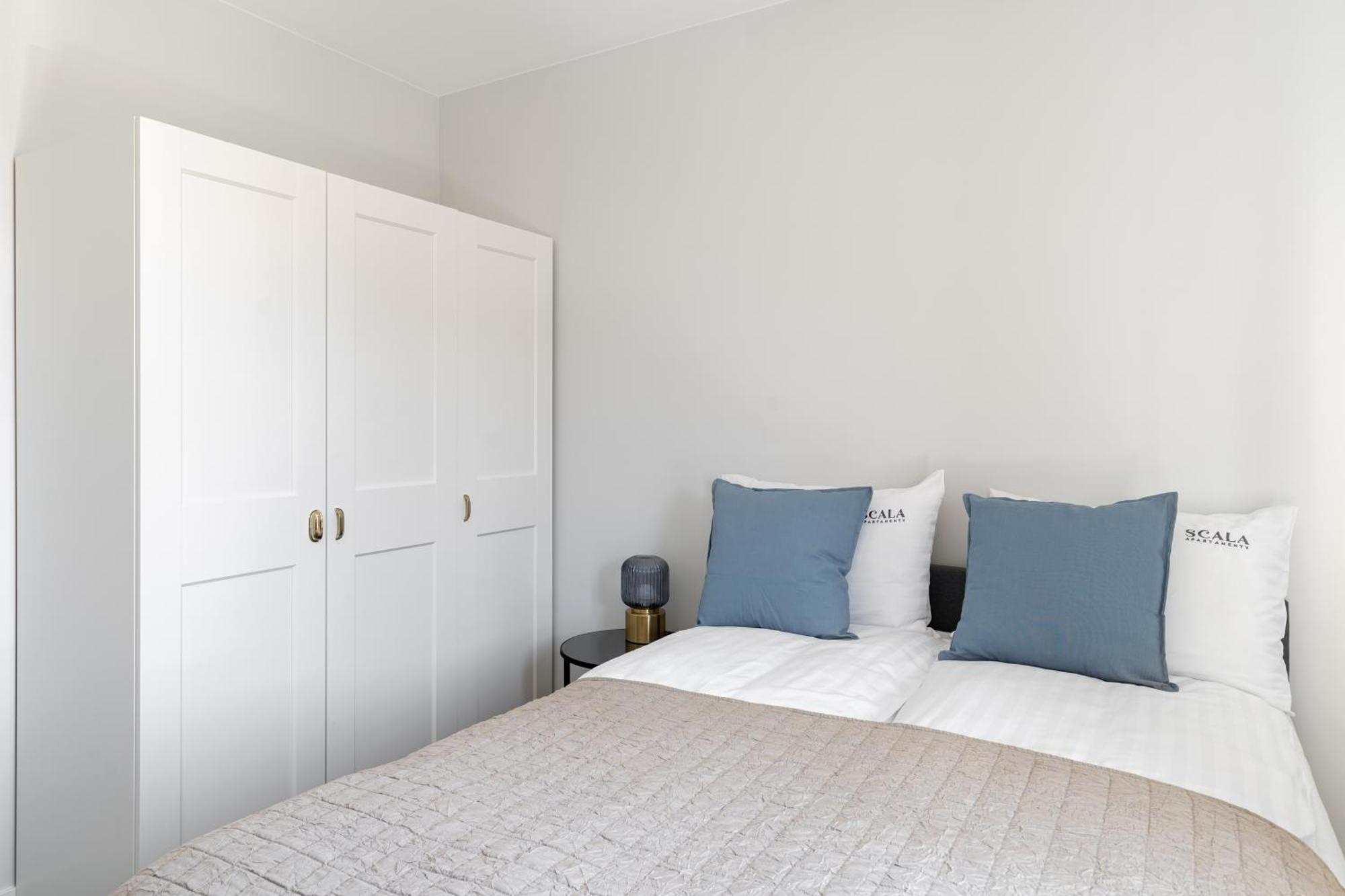 Scala City Center Apartments With Parking By Lion Apartments 그단스크 외부 사진