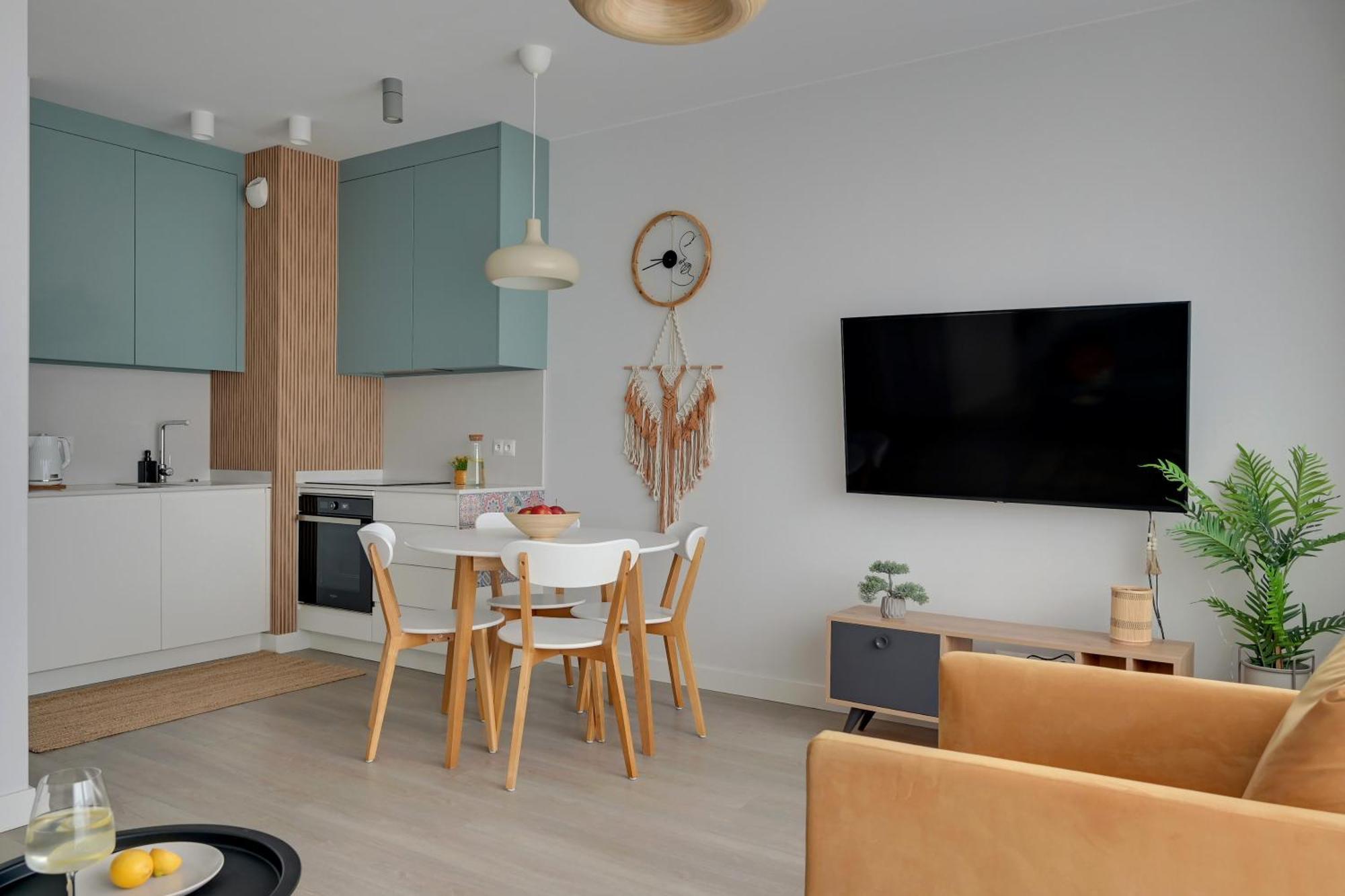 Scala City Center Apartments With Parking By Lion Apartments 그단스크 외부 사진